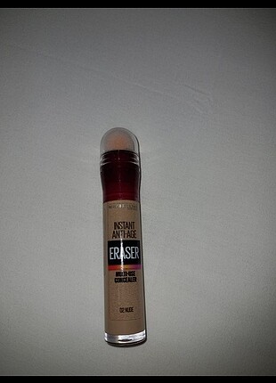 Maybelline eraser 02 nude