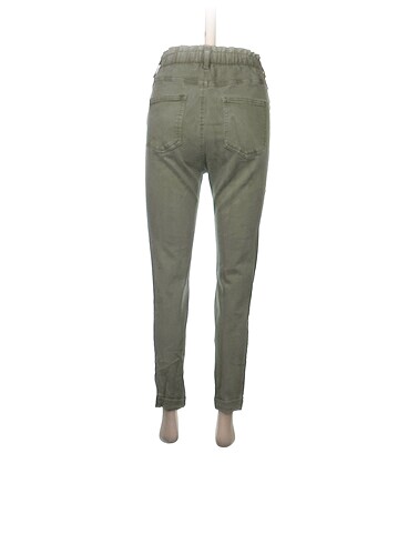 36 Beden Bershka Jean / Kot %70 İndirimli.