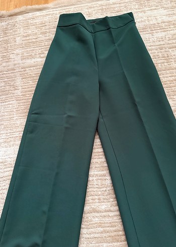 Kadın Yeşil Midi Kumaş Pantolon