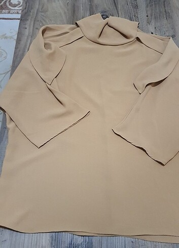 xl Beden camel Renk Omuz detaylı bluz