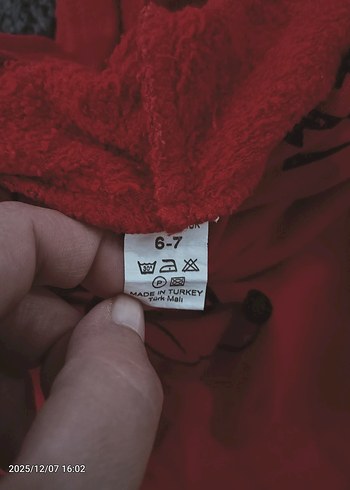 Kırmızı Kapüşonlu Erkek Çocuk Sweatshirt - Görsel 3