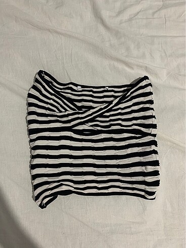 Bershka çizgili croptop - Görsel 2