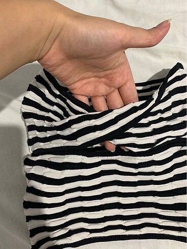 Bershka çizgili croptop - Görsel 3