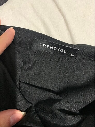 34 Beden Trendyolmilla siyah mini elbise