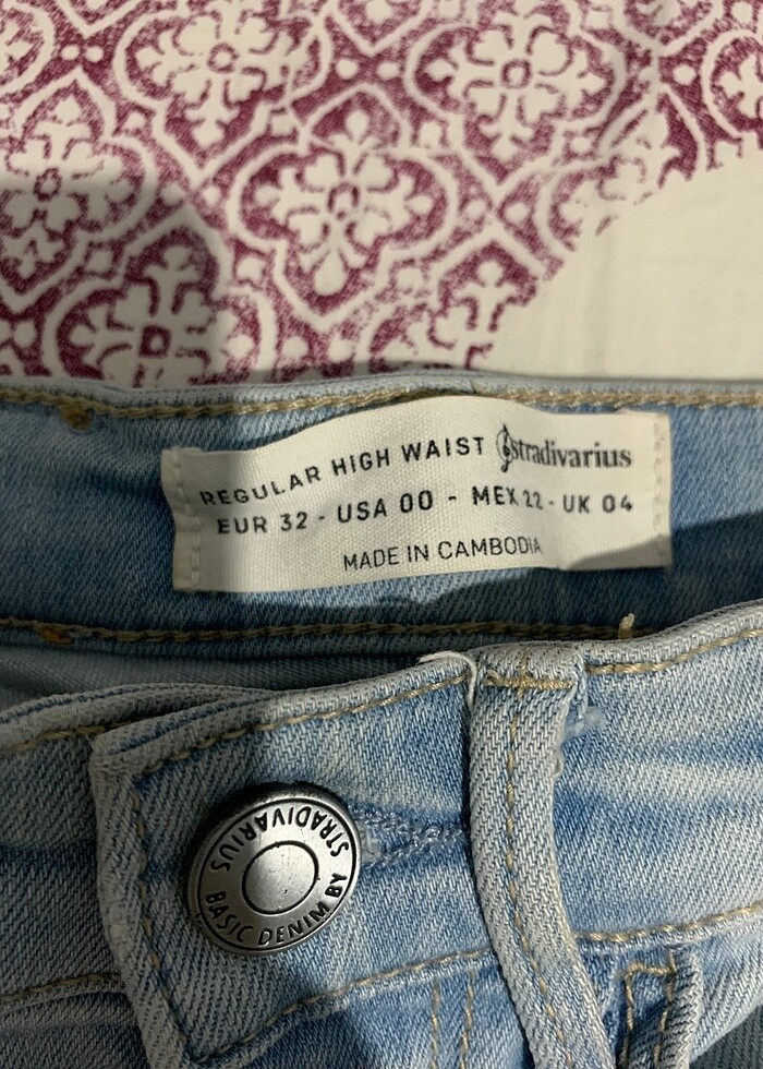 Stradivarius yırtık kot skiny kot pantolon - Görsel 2