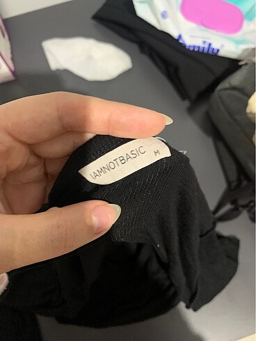 IAMNOTBASIC Iamnotbasıc sırt dekolteli siyah bluz