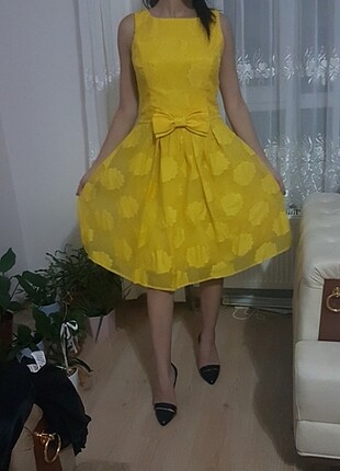 Roman Marka 2 kere giyildi sadece mis gibi bir elbise????