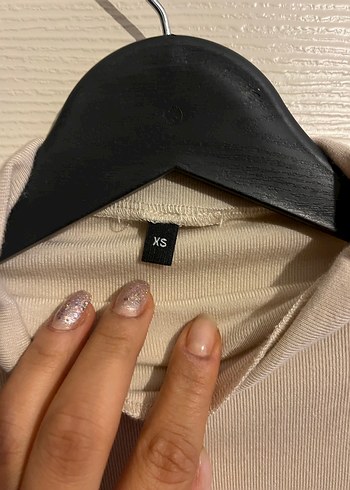 xs Beden Bej Uzun Kollu Yüksek Yakalı Kadın Bluz