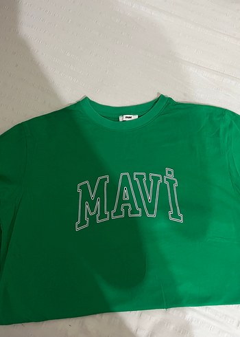 Mavi Baskılı Yeşil Tişört