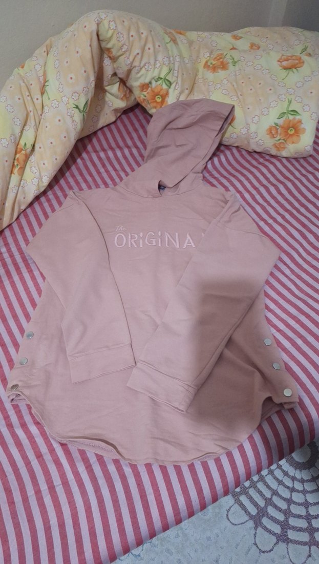 Pembe Kapüşonlu Düğmeli Kadın Sweatshirt - Görsel 2