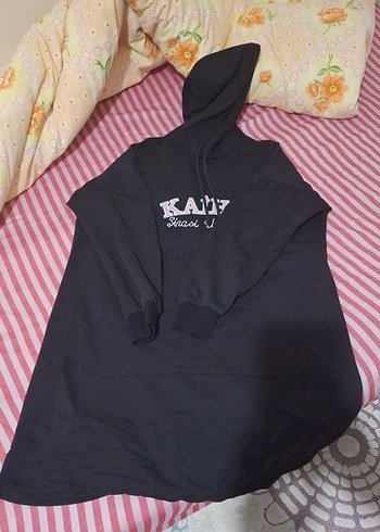 Siyah Kapüşonlu Uzun Sweatshirt - Görsel 2