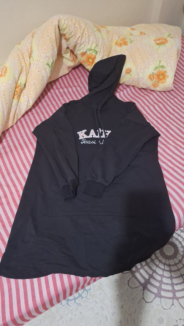Siyah Kapüşonlu Uzun Sweatshirt - Görsel 2