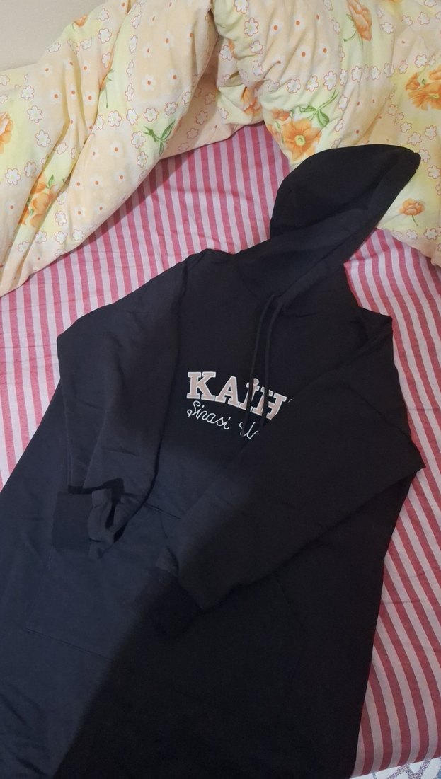 Siyah Kapüşonlu Uzun Sweatshirt - Görsel 4