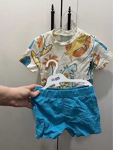 9 Ay Beden çeşitli Renk LCW şort Tshirt