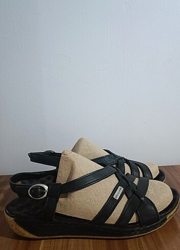 40 Beden siyah Renk Pierre Cardin Sandalet