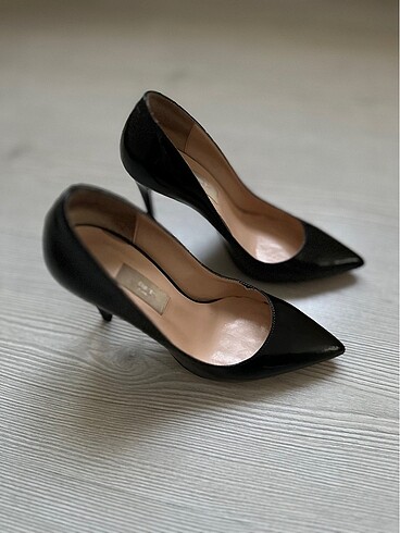 inci Stiletto ayakkabı