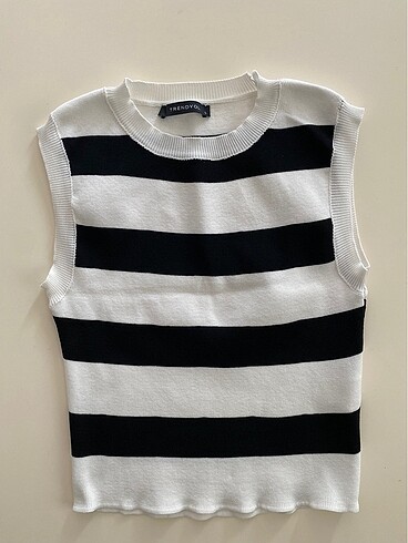 trendyol crop bluz