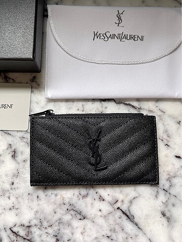 Yves Saint Laurent YSL Uzun Kartlık