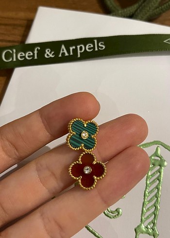 Yeşil yonca küpe