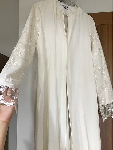 Tesettür beyaz Abaya