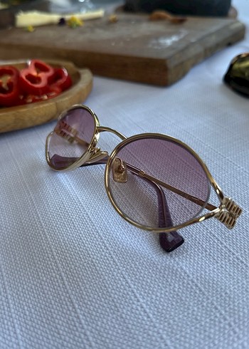 Beden Miu Miu Bej Pastel Kadın Güneş Gözlüğü