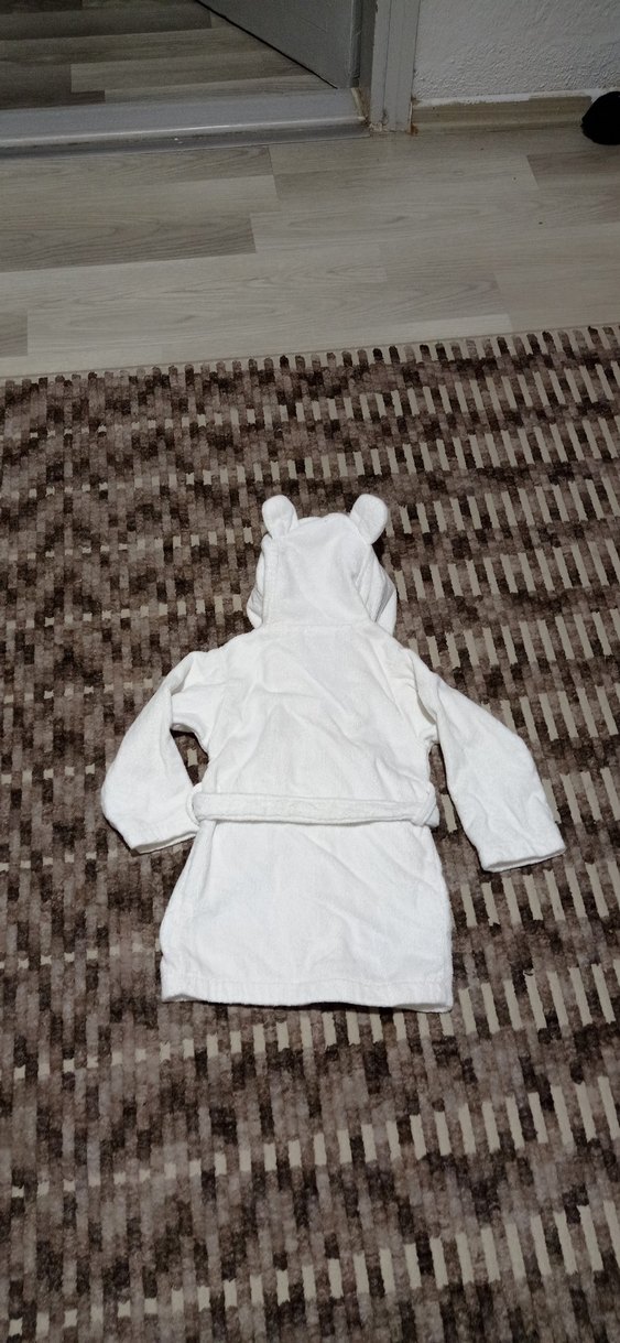 Beyaz Baskılı erkek Çocuk Bornoz - Görsel 3