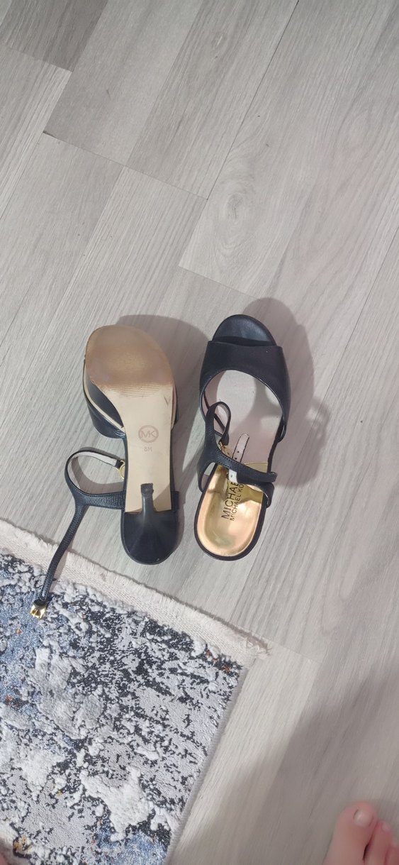 siyah stiletto topuklu ayakkabı - Görsel 2