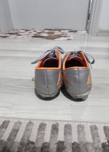 Gri Bağcıklı Erkek Futbol Ayakkabısı - Görsel 4