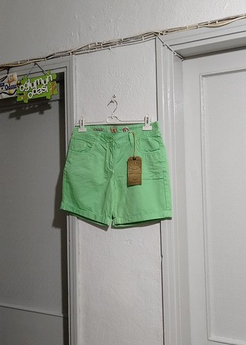 Rahat Kesim Pastel Bermuda Şort - Görsel 4