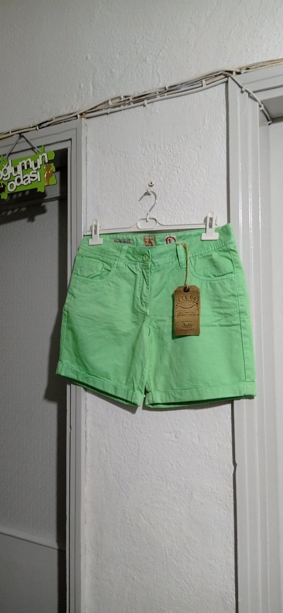 Rahat Kesim Pastel Bermuda Şort - Görsel 3