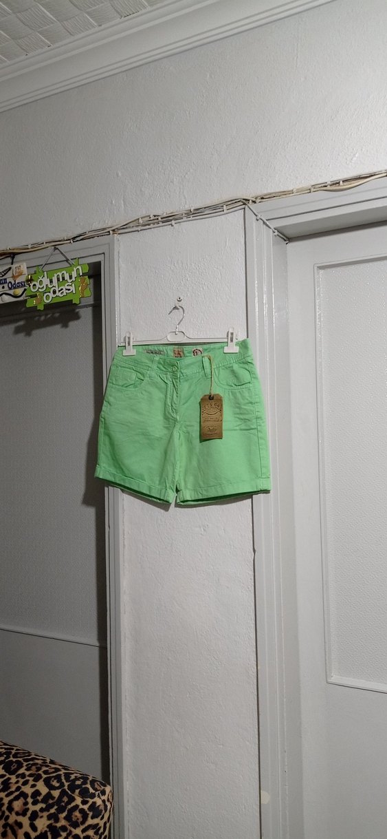 Rahat Kesim Pastel Bermuda Şort - Görsel 4