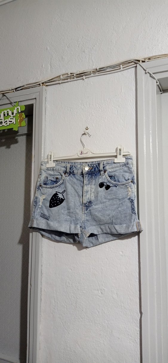 Kadın Gri Denim Mini Şort - Görsel 2