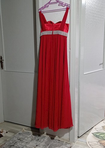 Klasik Kırmızı Uzun Abiye Elbise - Görsel 4