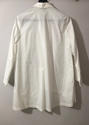 Beyaz Keten Düğmeli Kadın Gömlek - Görsel 2