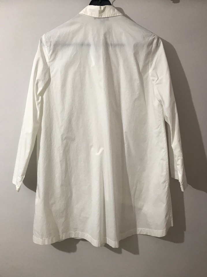 Beyaz Keten Düğmeli Kadın Gömlek - Görsel 2