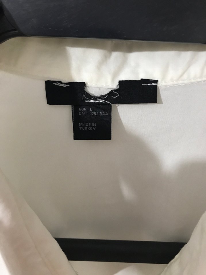 Beyaz Keten Düğmeli Kadın Gömlek - Görsel 3