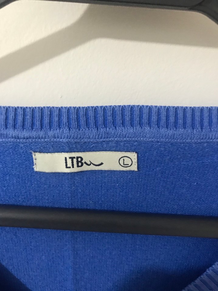 Mavi V Yaka Kadın Triko Kazak - Görsel 2