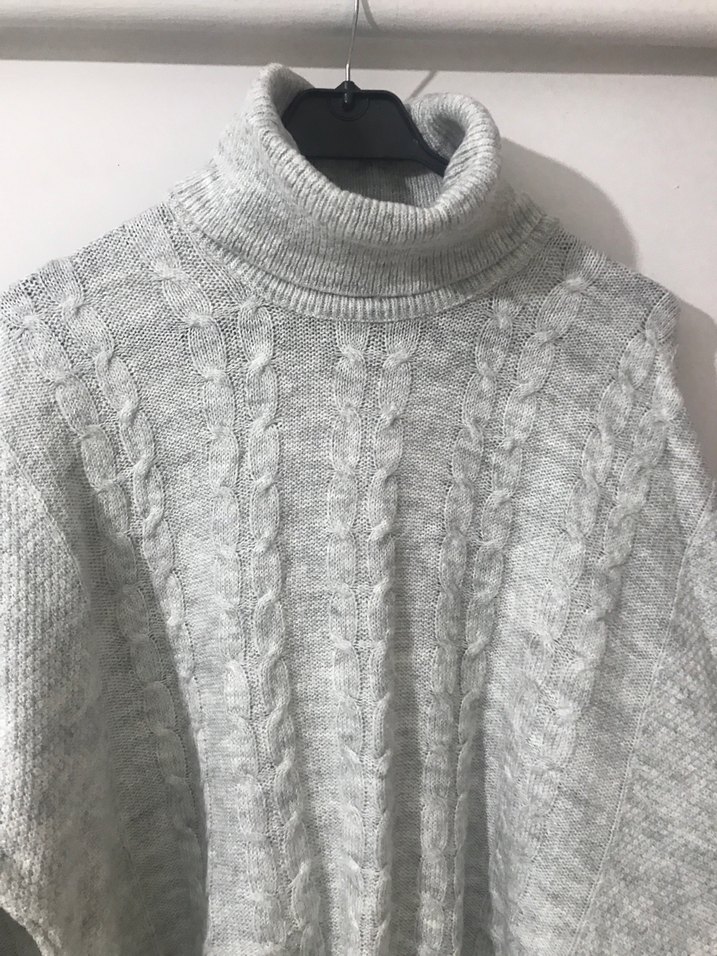 Gri Boğazlı Uzun Örgü Kadın Kazak - Görsel 2