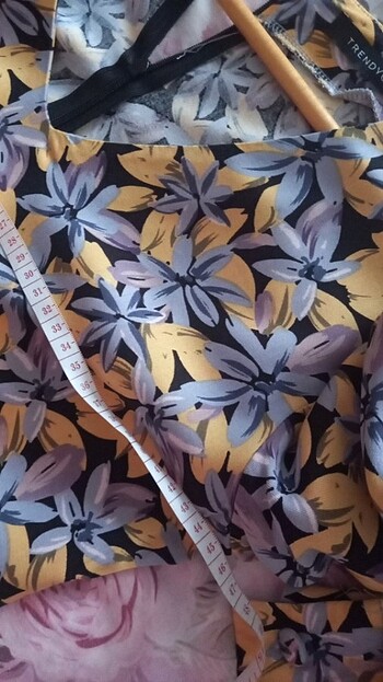 Göbek detaylı elbise - Görsel 9