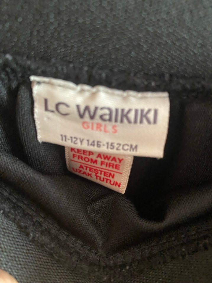 Waikiki Siyah Dantel Detaylı Gotik Kız Çocuk Etek 11-12 yaş - Görsel 2