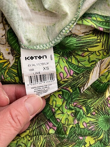 xs Beden yeşil Renk Koton XS BEDEN TİŞÖRT