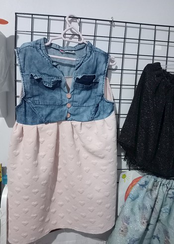 H&M Düğmeli Kot Pembe Kız Elbise ve iki etek