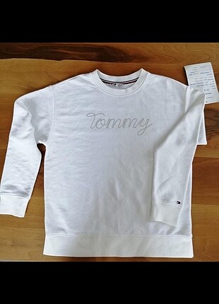 Tommy sweat