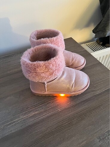 Primark Kız çocuk botu
