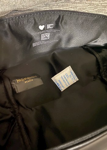 Yves Saint Laurent Yves Saint Laurent Kadın Parfüm ve Makyaj Çantası Seti