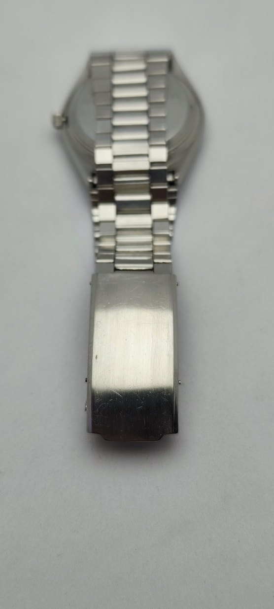 Nadir Citizen Crystron Pilli kol saati - Görsel 5