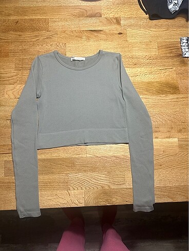 Pull bear uzun kollu crop