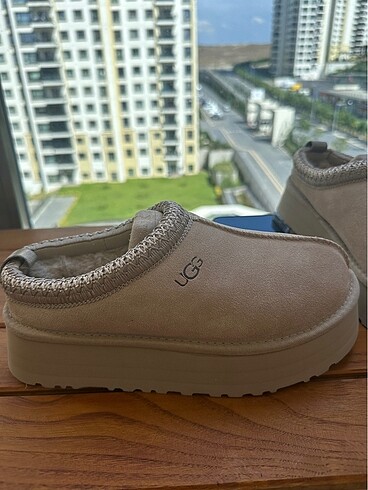 38 Beden Ugg topuklu terlik