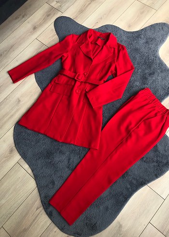 Kemerli Kırmızı Kadın Uzun Takım - Görsel 2
