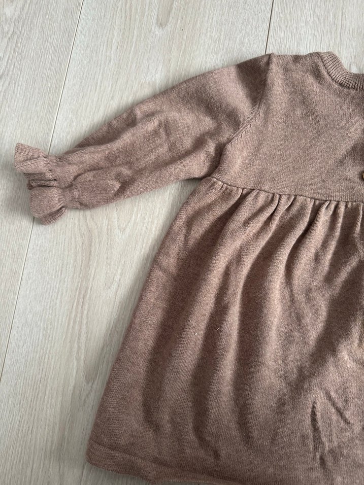 Düğmeli Uzun Kollu Kahverengi Kız Elbisesi - Görsel 2